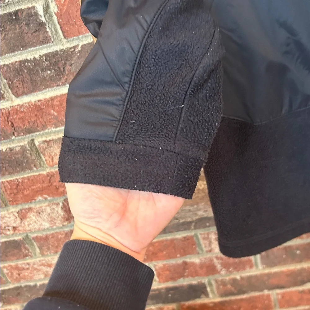 Columbia Boys' Steens Mt II Overlay fleece jacket in black size medium (10/12)